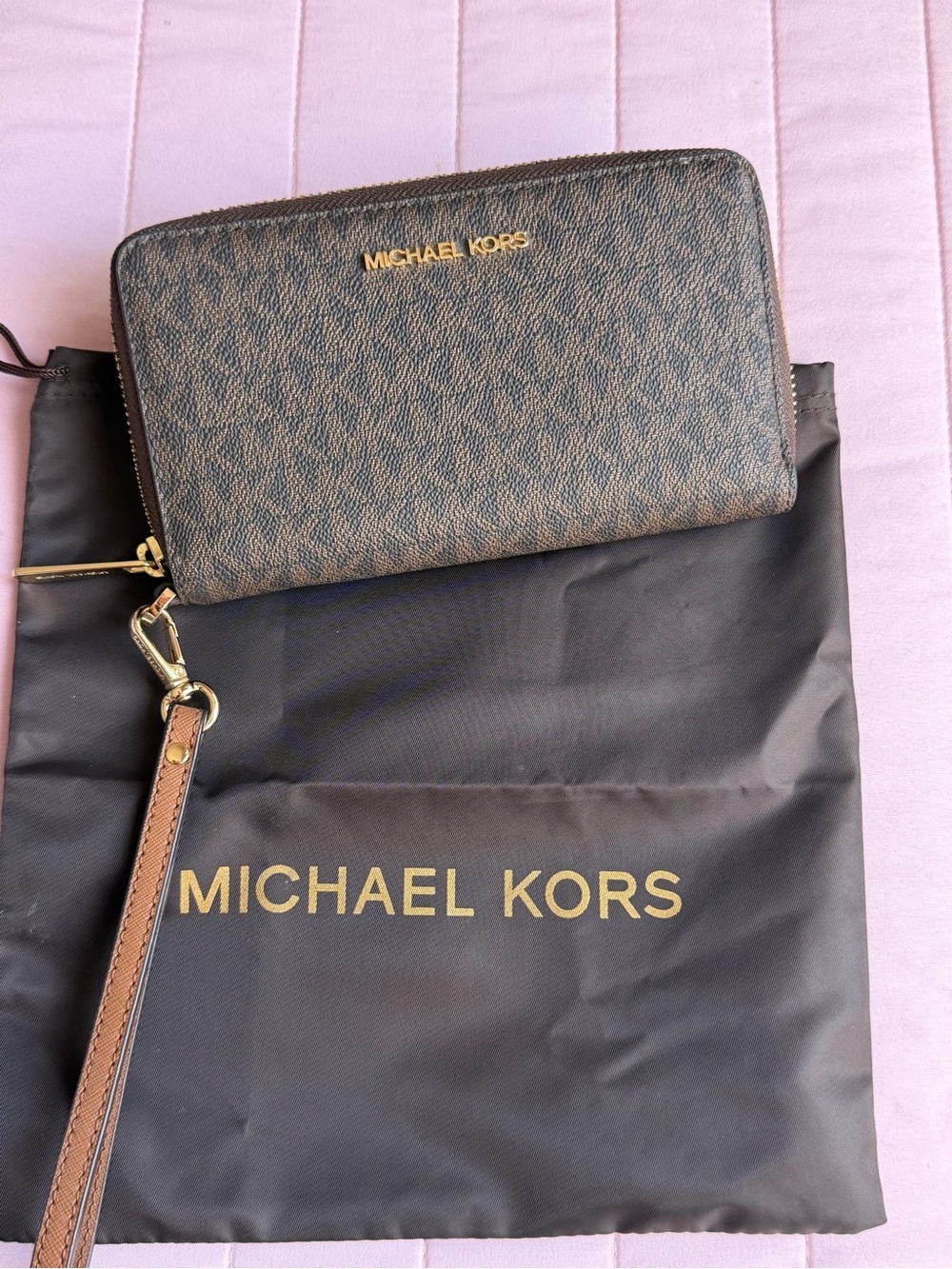 Michael Kors wallet
